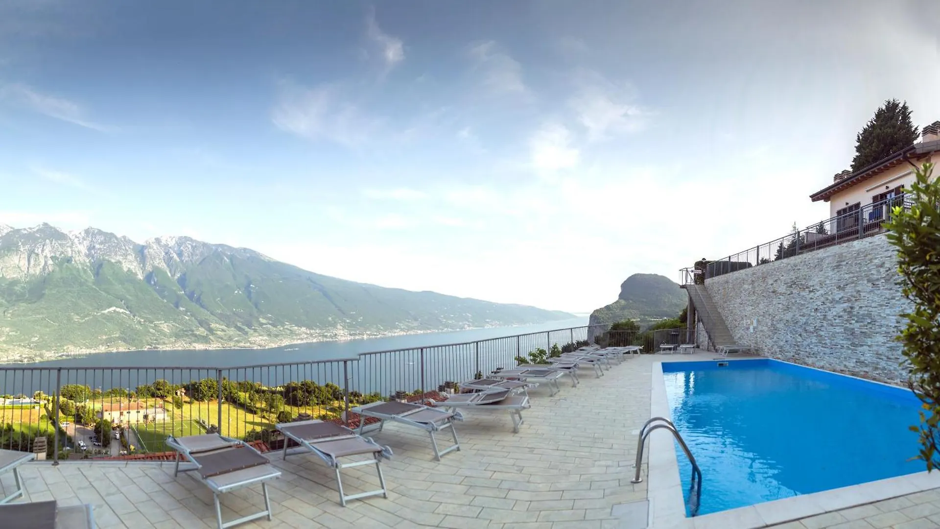 La Quiete 63 Terrace Holiday Apartment By Garda Domus Mea Tremosine 0*,  Italië